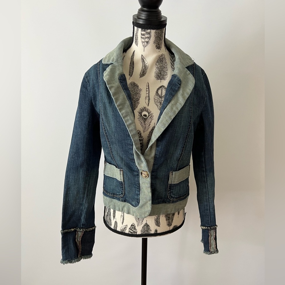 Wax jeans distressed jean jacket